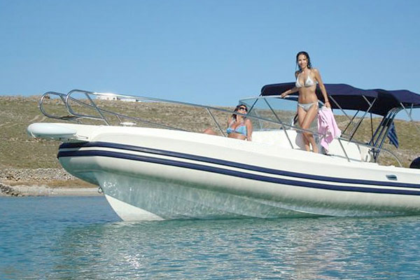 Private tours by rib boat at Serifos
