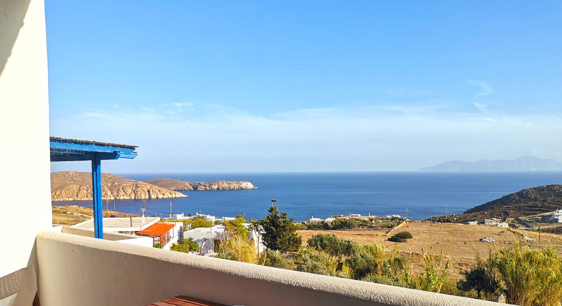 Maroussa's apartments at Serifos