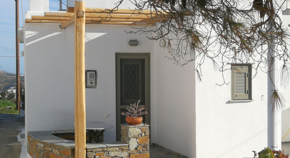 Spitaki studio for rent in Serifos